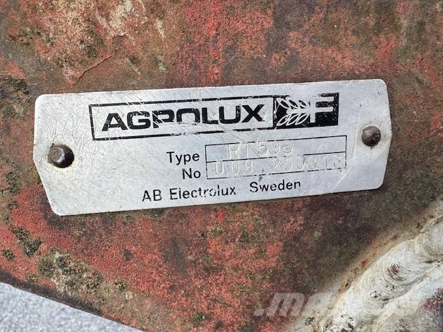 Agrolux RT 598 Reversible ploughs
