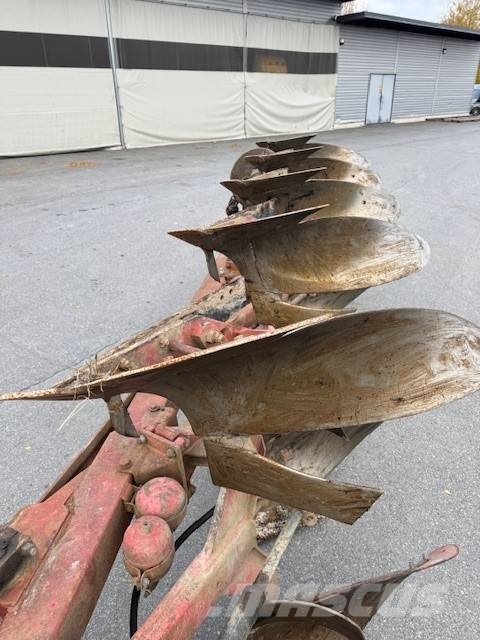 Agrolux RT 598 Reversible ploughs