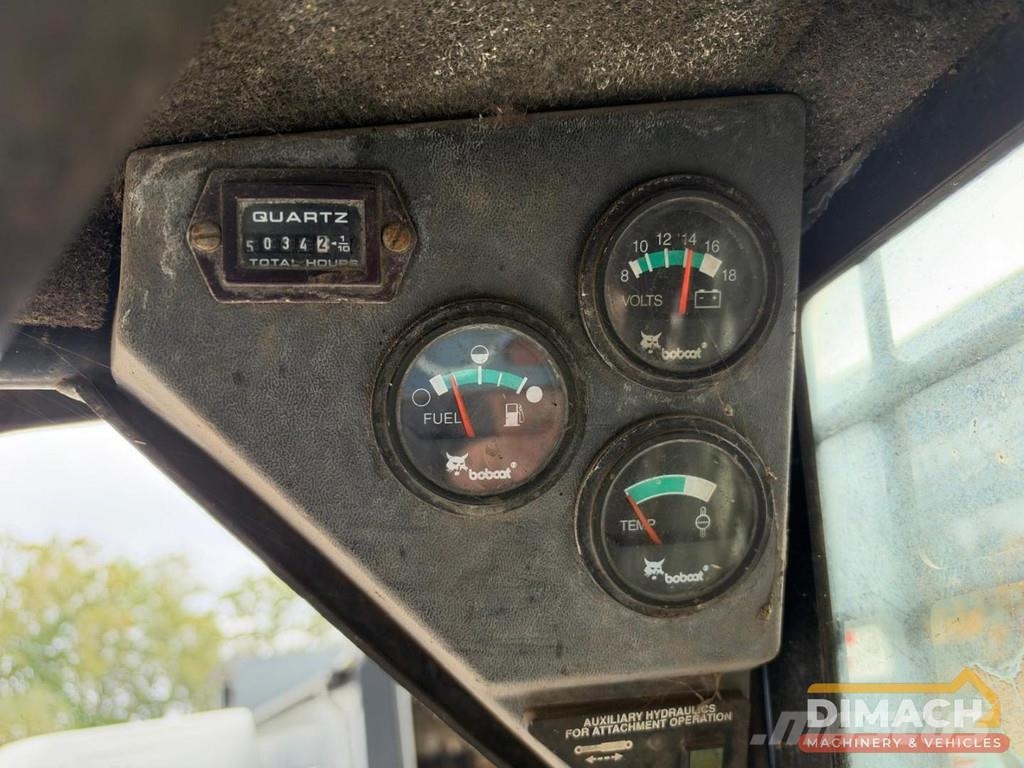 Bobcat 751 NL Machine - Bucket + Forks - 4x4 Tekerlekli yükleyiciler