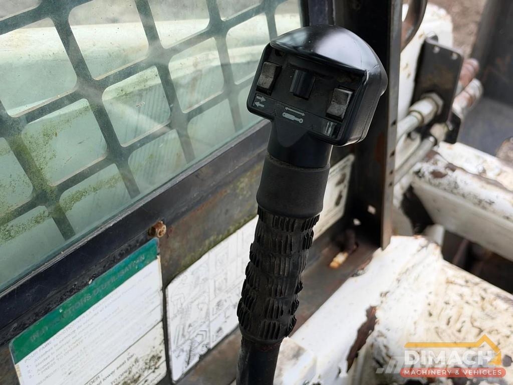 Bobcat 751 NL Machine - Bucket + Forks - 4x4 Pyöräkuormaajat