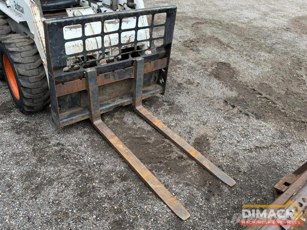 Bobcat 751 NL Machine - Bucket + Forks - 4x4 Pyöräkuormaajat