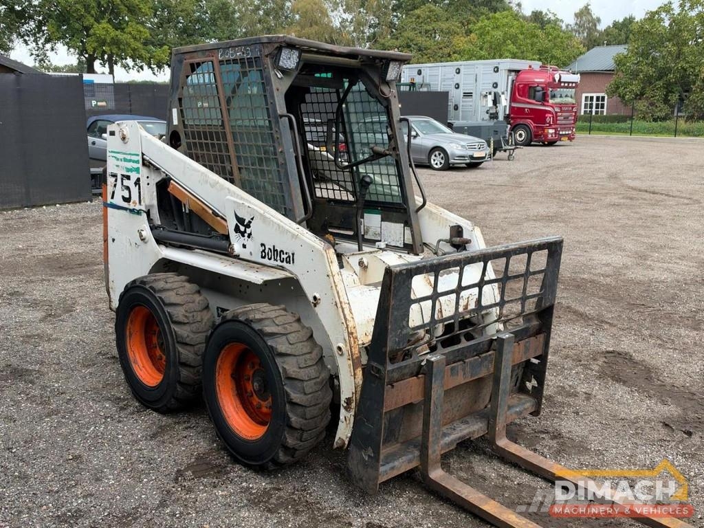 Bobcat 751 NL Machine - Bucket + Forks - 4x4 Pyöräkuormaajat