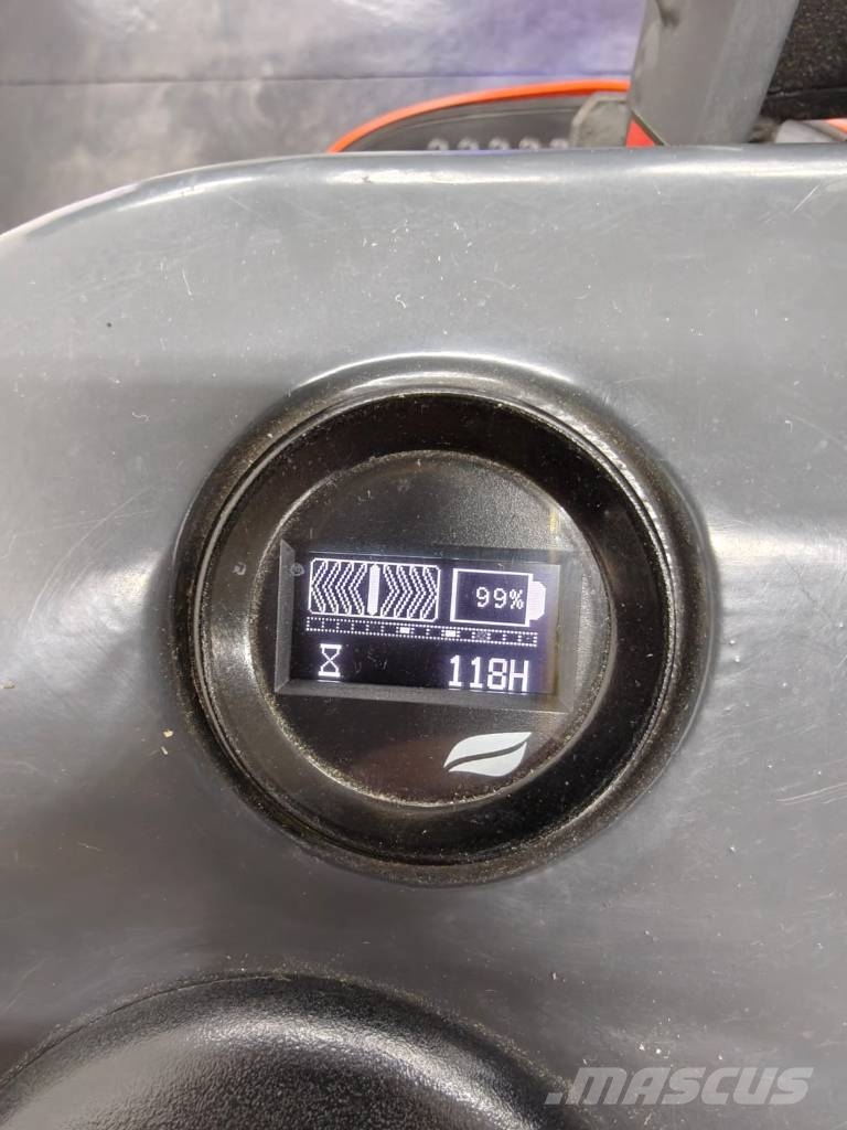 Linde MV 01 Srednopodizni komisioni viličar