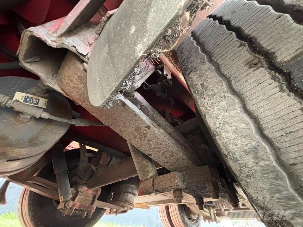 Broshuis 3AUD-44 EXTENDABLE / LAST AXLE STEERED Semi-trailer blokvogn