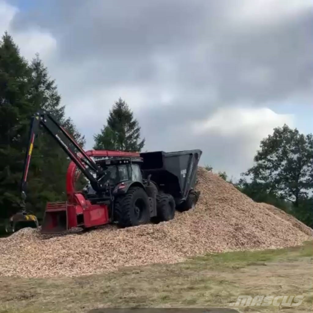 TP 400 flishugger inkl. traktor Valtra S394 og vogn Haketuskoneet