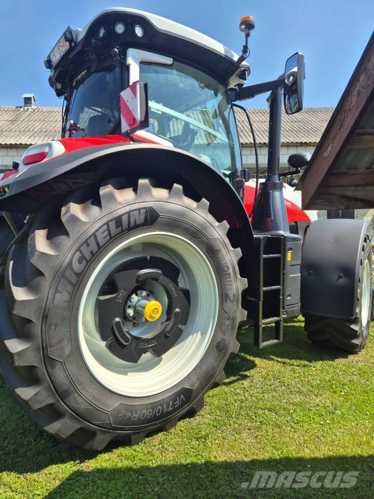 Steyr Absolut CVT 6220 Tractors