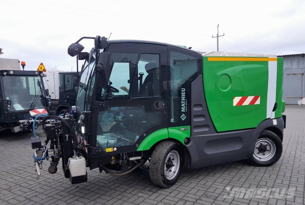 Mathieu AQUADYNE MC210 NR 415 (68) 2018 Polewaczka drogowa Utility machines