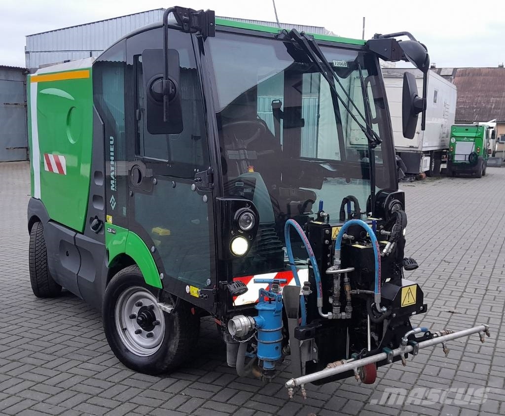 Mathieu AQUADYNE MC210 NR 415 (68) 2018 Polewaczka drogowa Utility machines