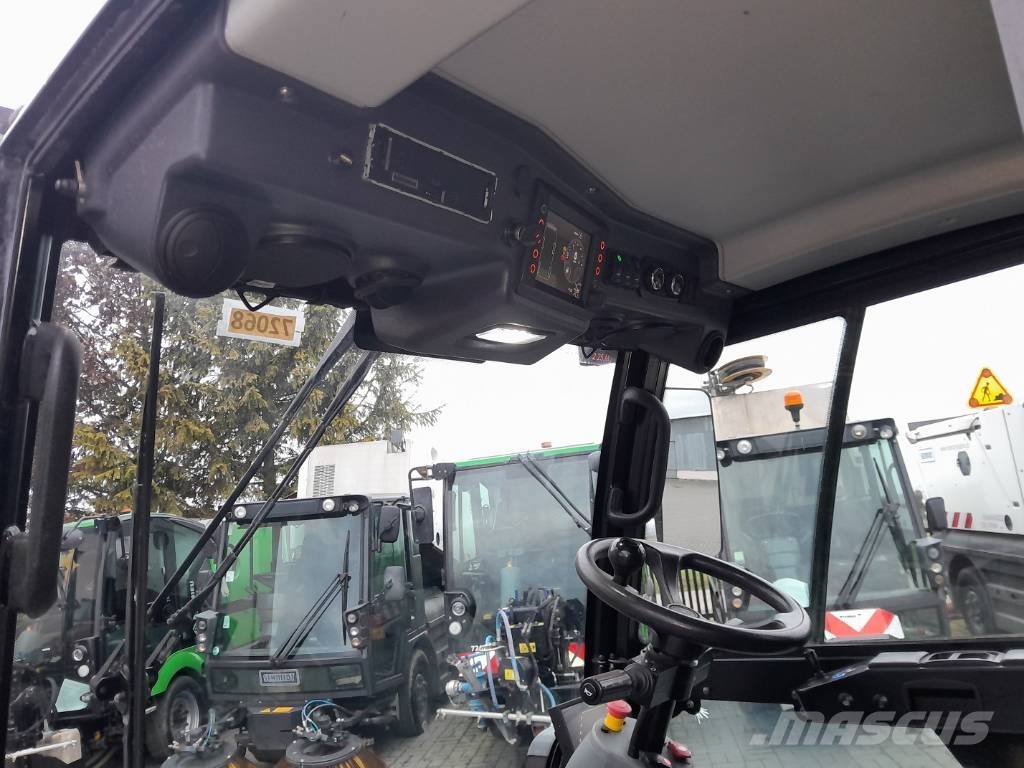 Mathieu AQUADYNE MC210 NR 415 (68) 2018 Polewaczka drogowa Utility machines