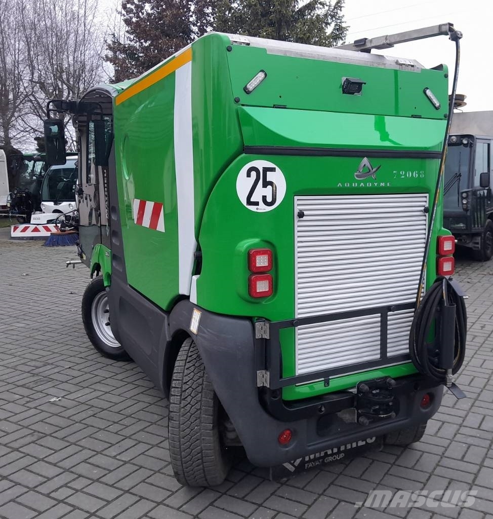 Mathieu AQUADYNE MC210 NR 415 (68) 2018 Polewaczka drogowa Utility machines