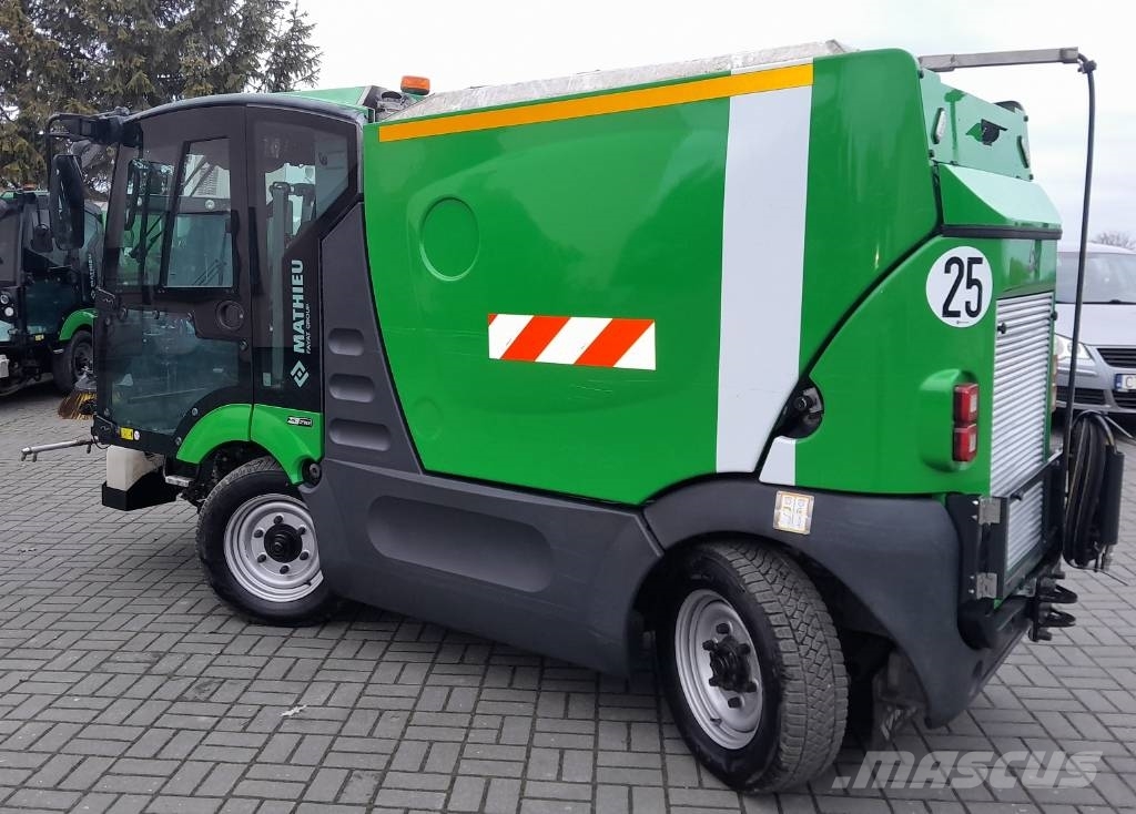 Mathieu AQUADYNE MC210 NR 415 (68) 2018 Polewaczka drogowa Utility machines