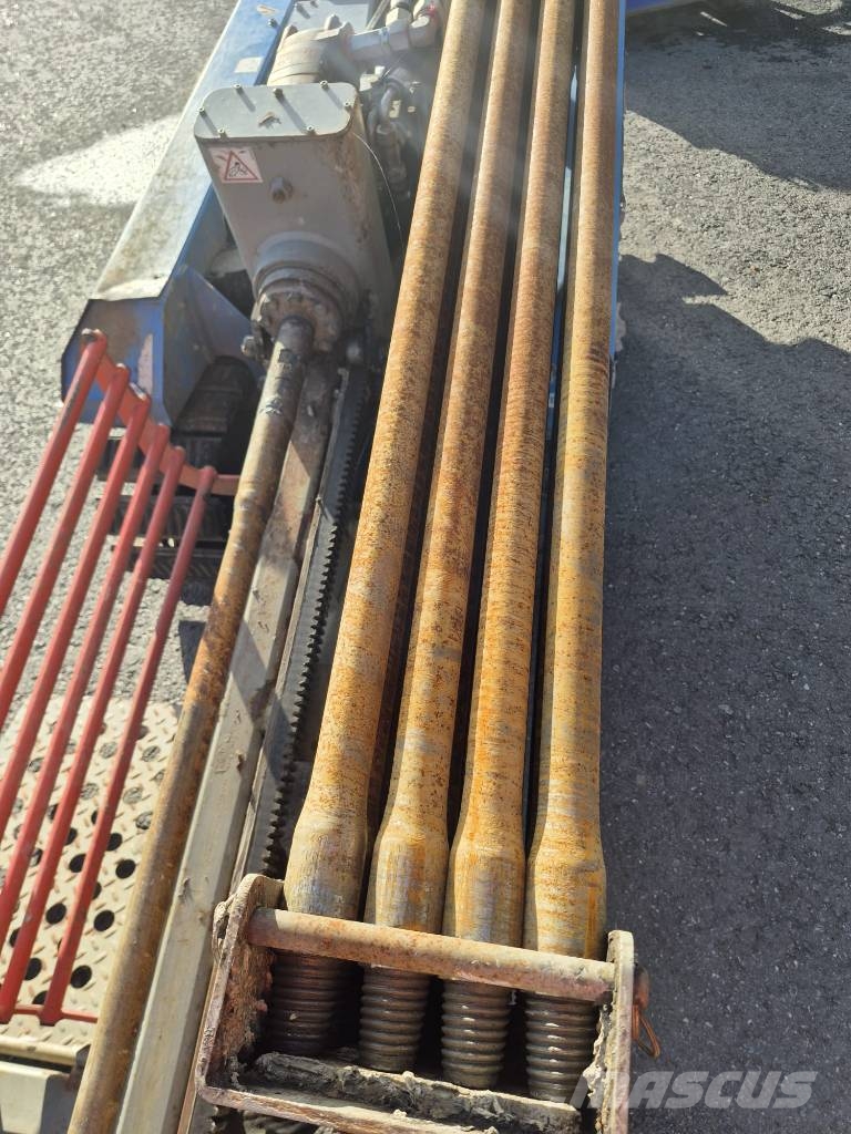 Tracto Grundodrill 4X + Mixing unit + Iveco + trailer Equipamentos de perfuração direcional horizontal