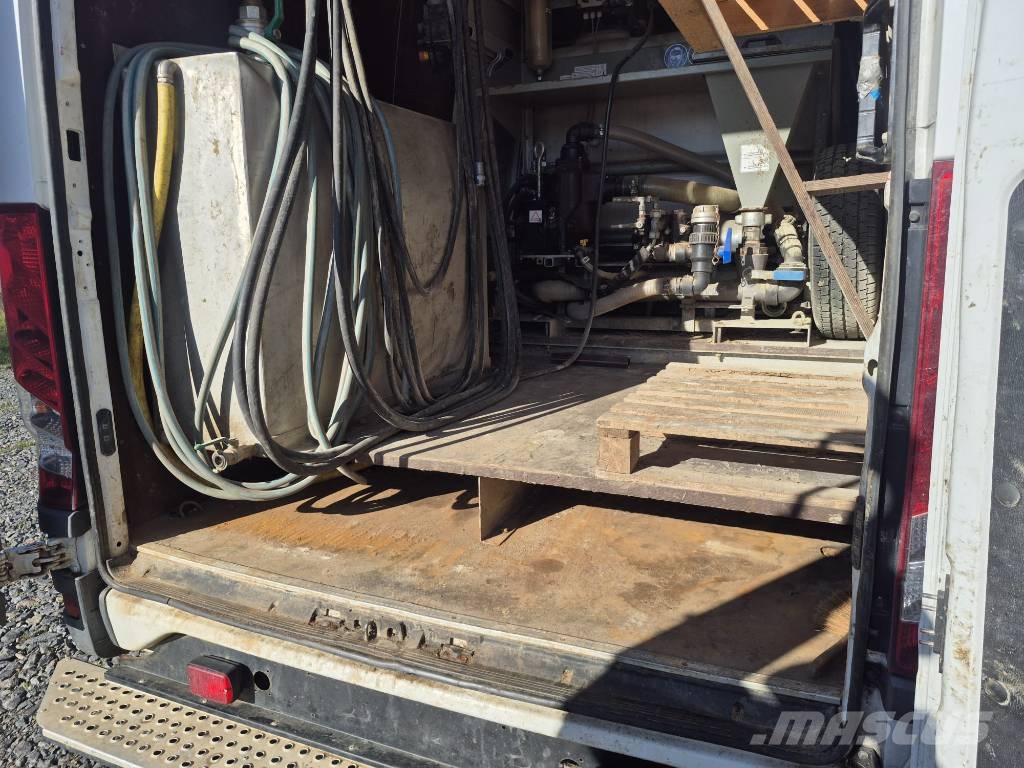 Tracto Grundodrill 4X + Mixing unit + Iveco + trailer Vaakaporauslaitteet