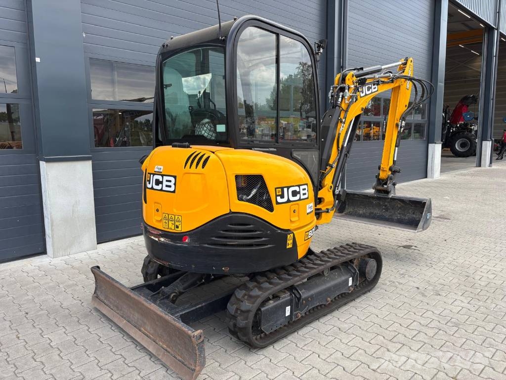 JCB 8026 Minigraafmachines < 7t