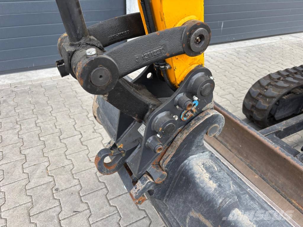 JCB 8026 Minigraafmachines < 7t
