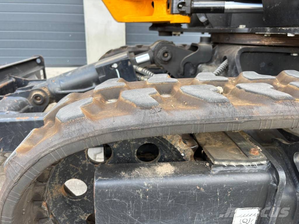 JCB 8026 Minigraafmachines < 7t