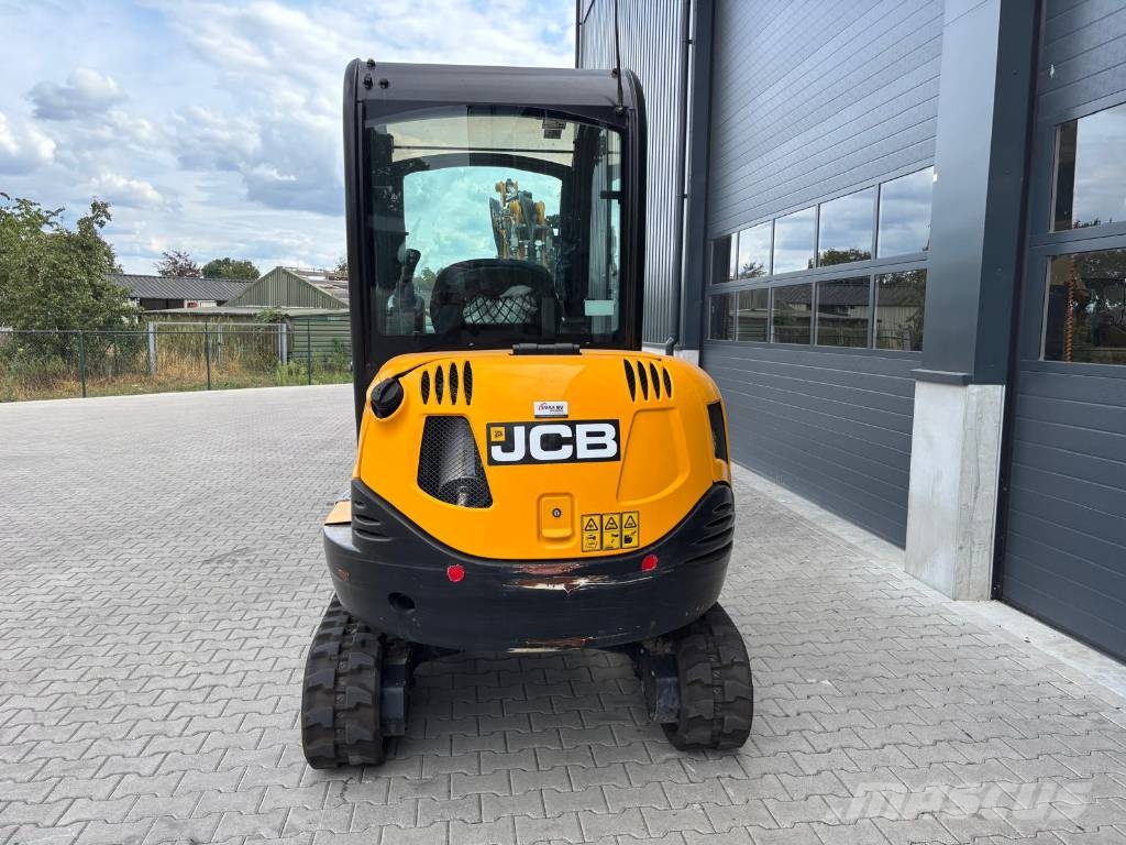 JCB 8026 Minigraafmachines < 7t