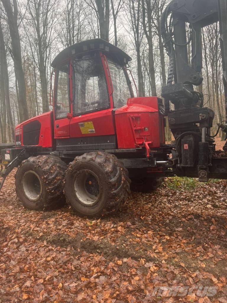 Komatsu 875 Forwarders