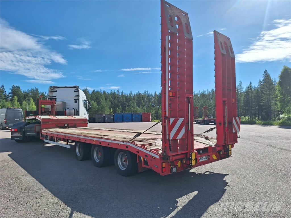 Iveco + Goldhofer Stralis X-Way 570 Camiones de cama baja