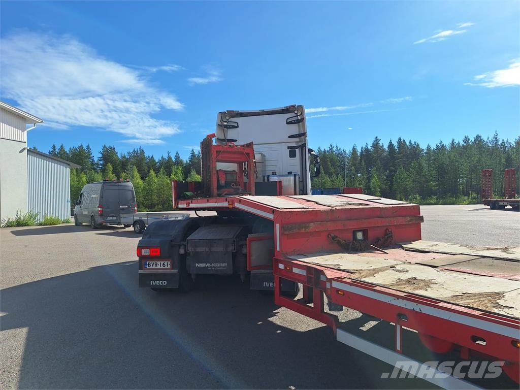 Iveco + Goldhofer Stralis X-Way 570 Camiones de cama baja