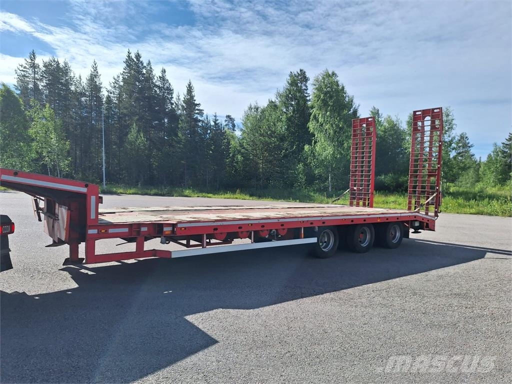 Iveco + Goldhofer Stralis X-Way 570 Camiones de cama baja