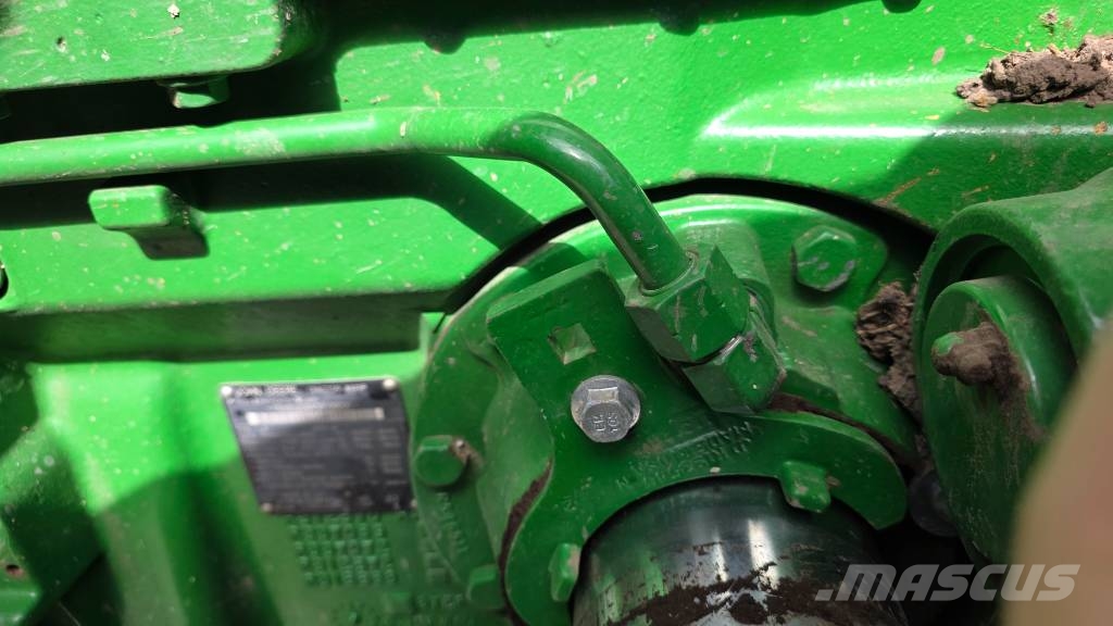John Deere 8320 R Traktorid