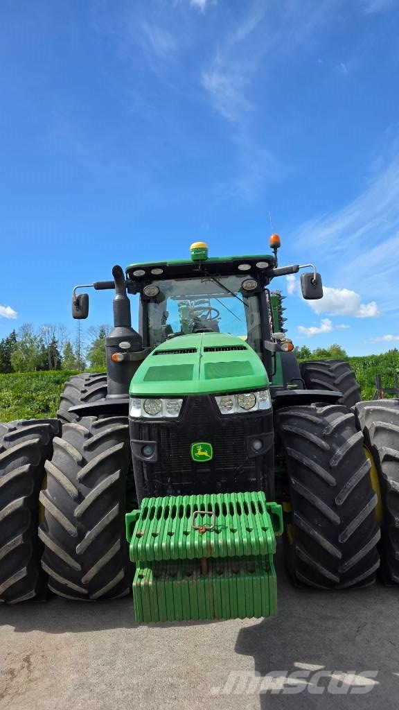 John Deere 8320 R Traktorid