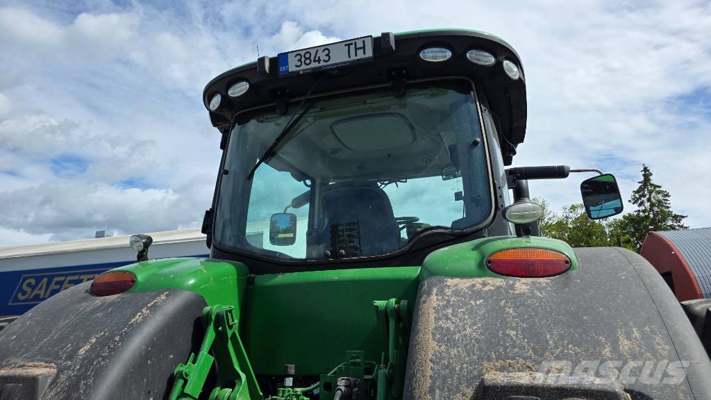 John Deere 8320 R Traktorid