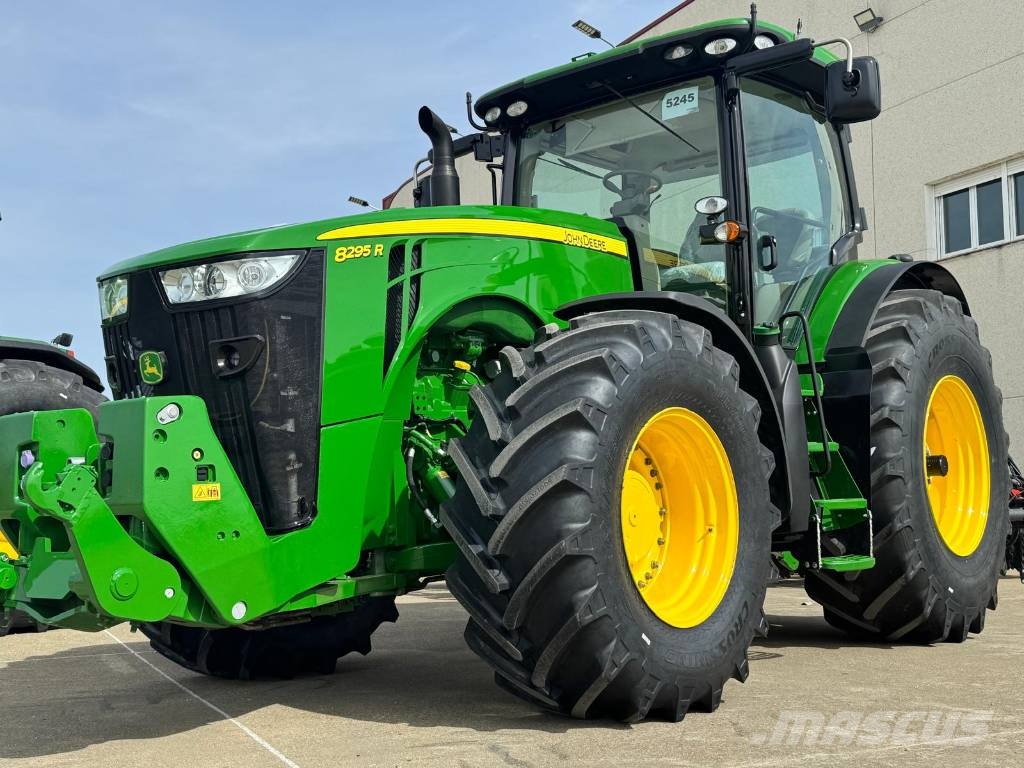 John Deere 8295 R Traktorid