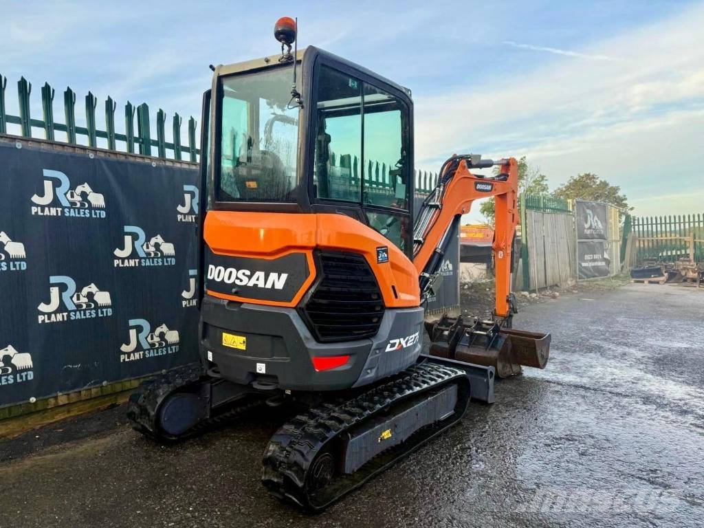 Doosan DX 27 Z Mini bageri < 7t