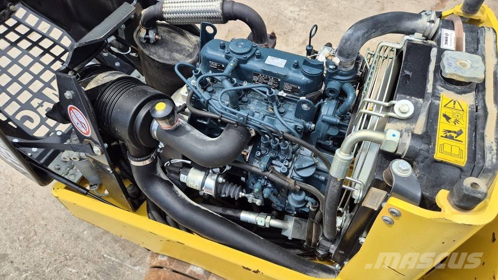 Bomag BMP8500 - YEAR 2021 - 180 WORKING HOURS مداحل ثنائية الاسطوانة