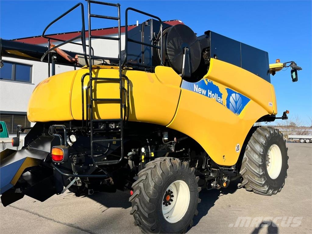 New Holland CR 980, Smart Steer Lenksystem حصادات