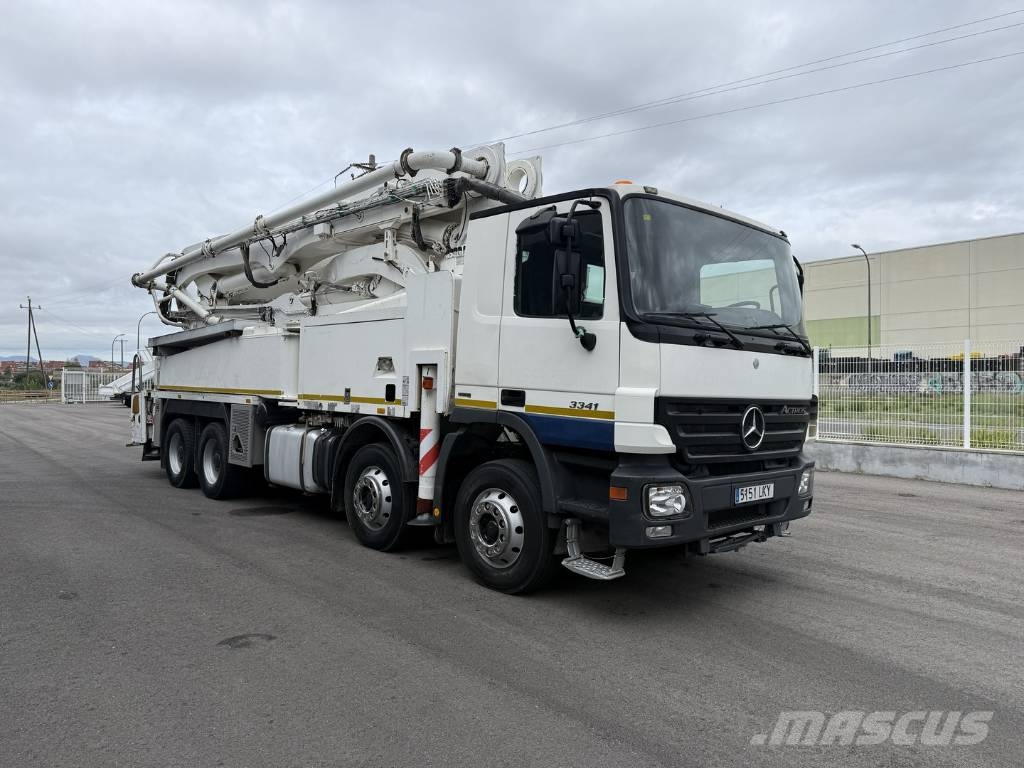 Mercedes-Benz ACTROS 3341 طفرات توزيع الخرسانة