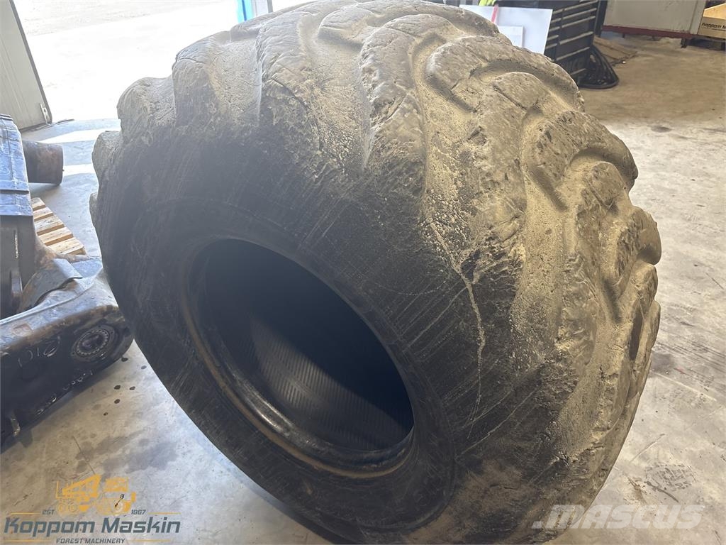 Nokian Fkf 750/55x26,5 Used/Beg Tyres, wheels and rims
