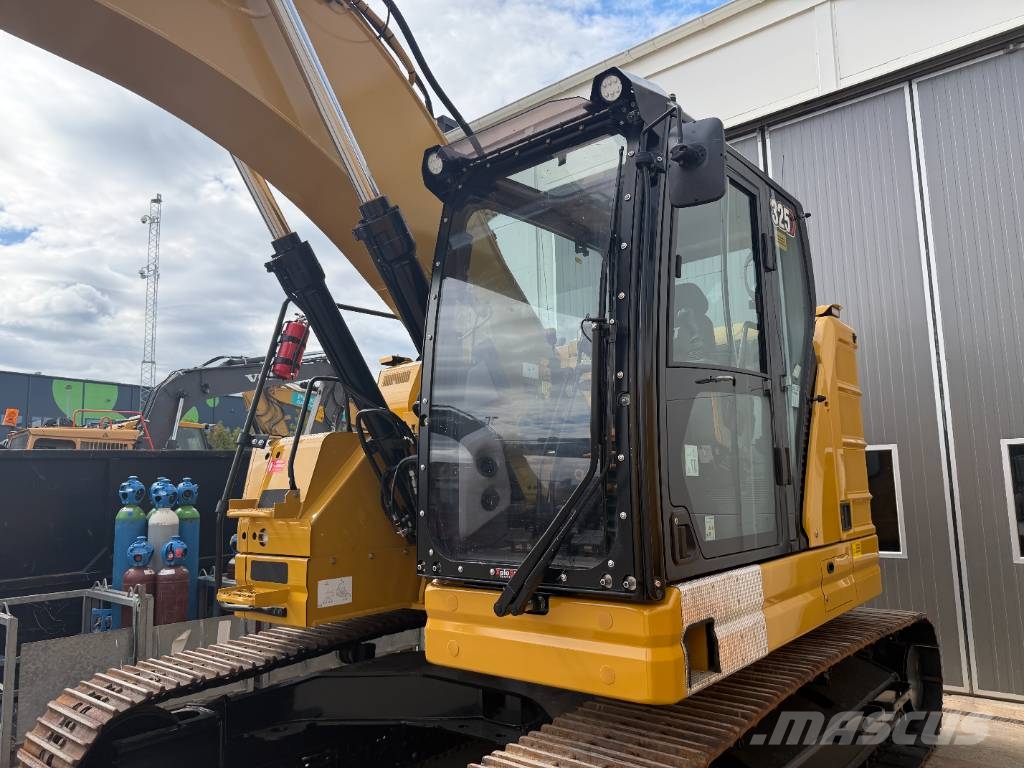 CAT 325 Excavadoras sobre orugas