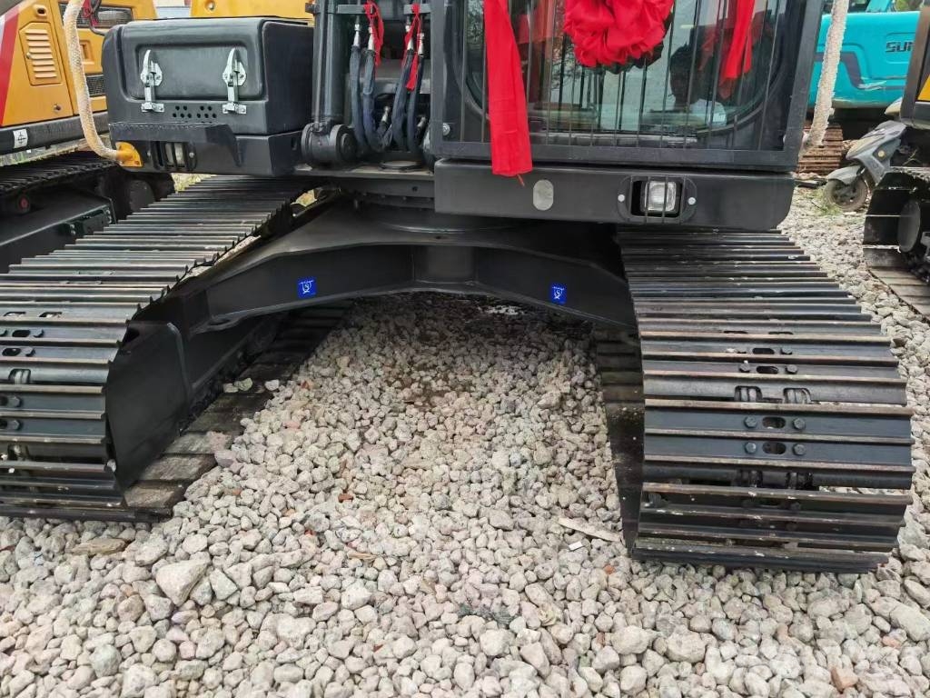 Volvo EC 140 Roomikekskavaatorid