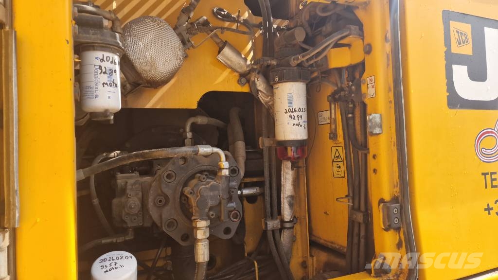 JCB 220 X Rupsgraafmachines