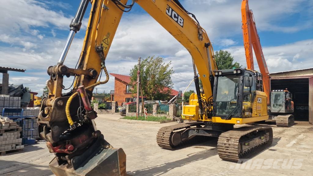 JCB 220 X Rupsgraafmachines