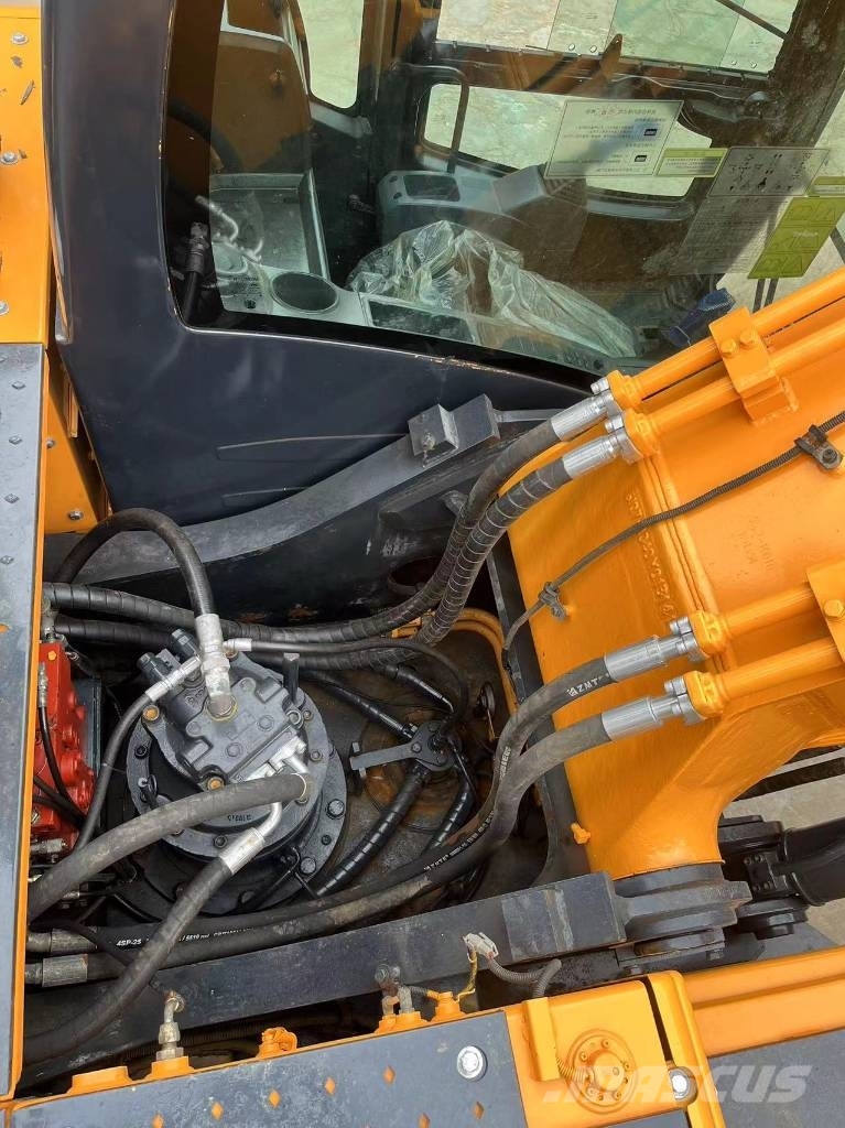 Hyundai R300LC-9S Gravemaskiner på larvebånd
