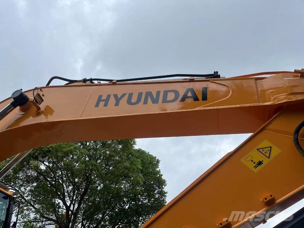 Hyundai R300LC-9S Gravemaskiner på larvebånd