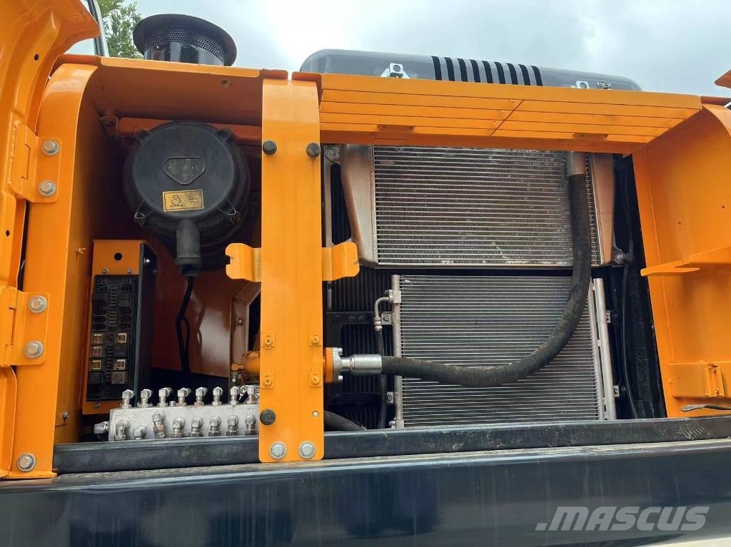 Hyundai R300LC-9S Gravemaskiner på larvebånd