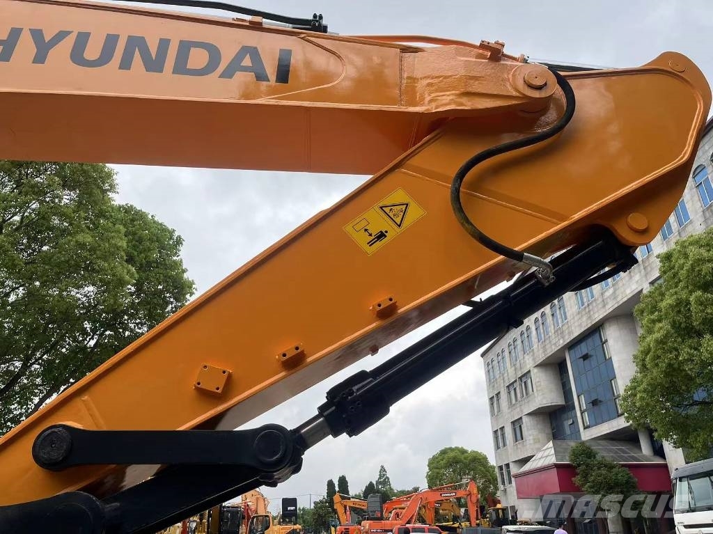 Hyundai R300LC-9S Gravemaskiner på larvebånd