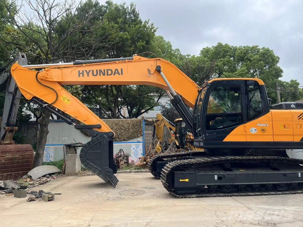 Hyundai R300LC-9S Gravemaskiner på larvebånd