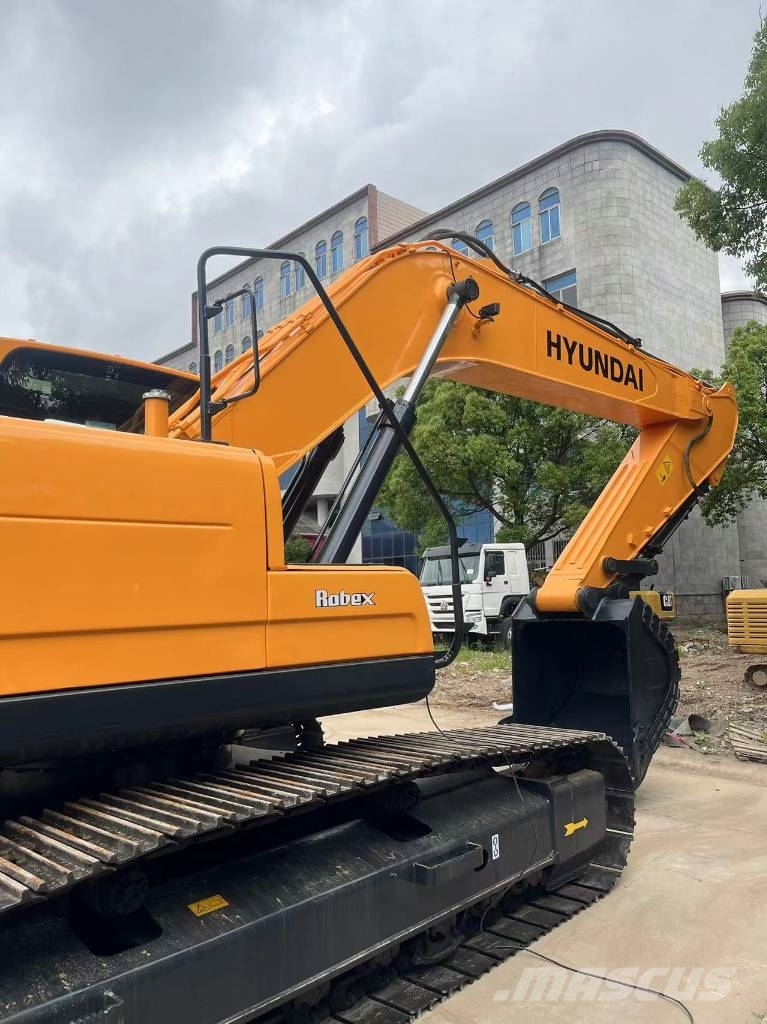 Hyundai R300LC-9S Gravemaskiner på larvebånd