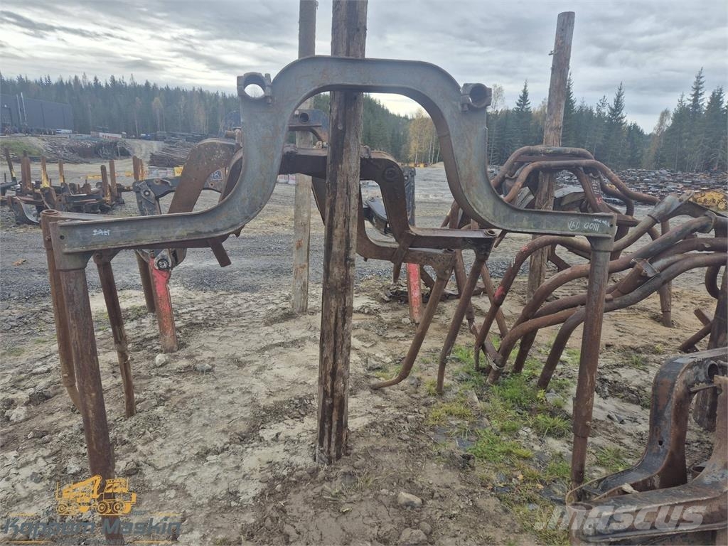 John Deere 1110D Muut