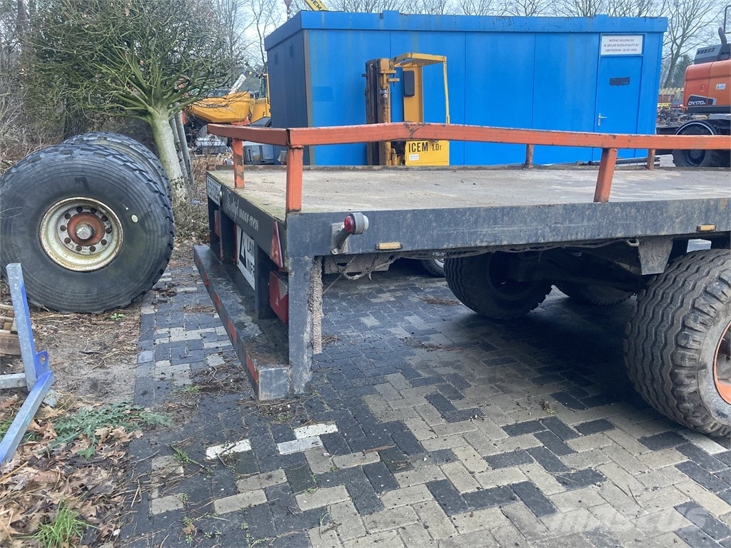 Bakkenwagen tandemasser Прицепи загального призначення