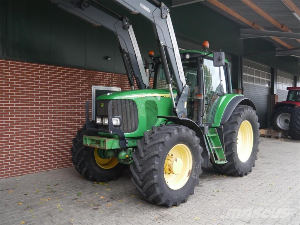John Deere 6820 AP Q66 Frontlader Tractoren