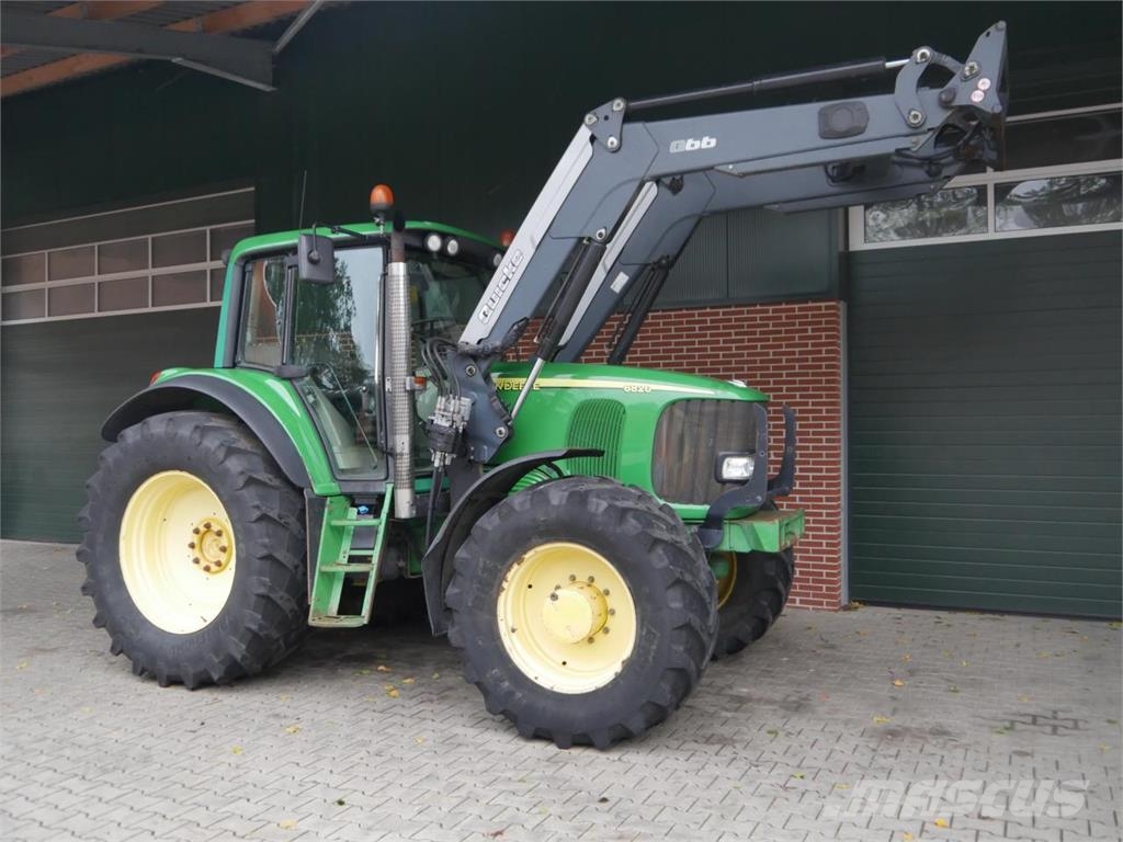John Deere 6820 AP Q66 Frontlader Tractoren