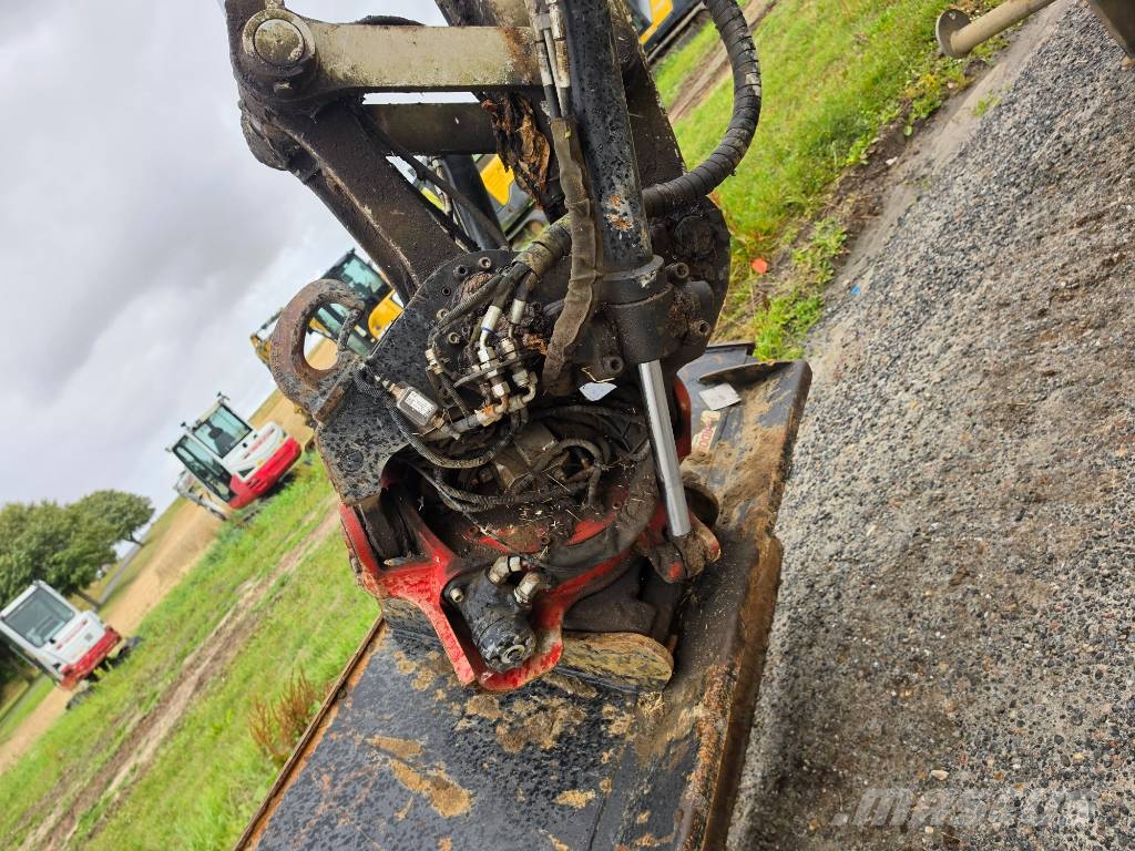 Takeuchi 2150 Rupsgraafmachines