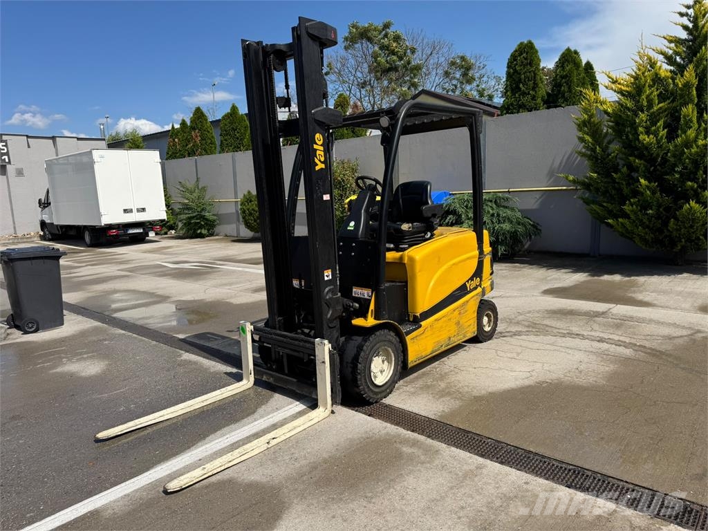 Yale ERP25 Wózki elektryczne
